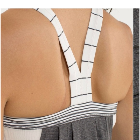 Lululemon - Picture 2 of 3